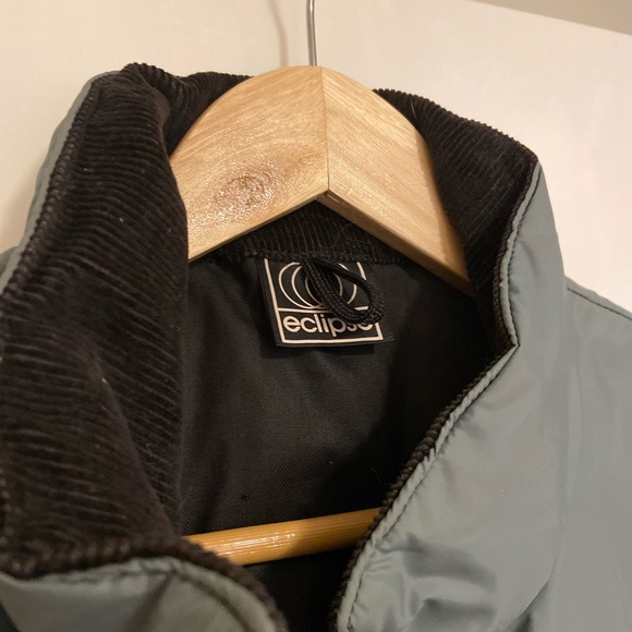 Eclipse Women’s Heated Vest - Picture 3 of 6